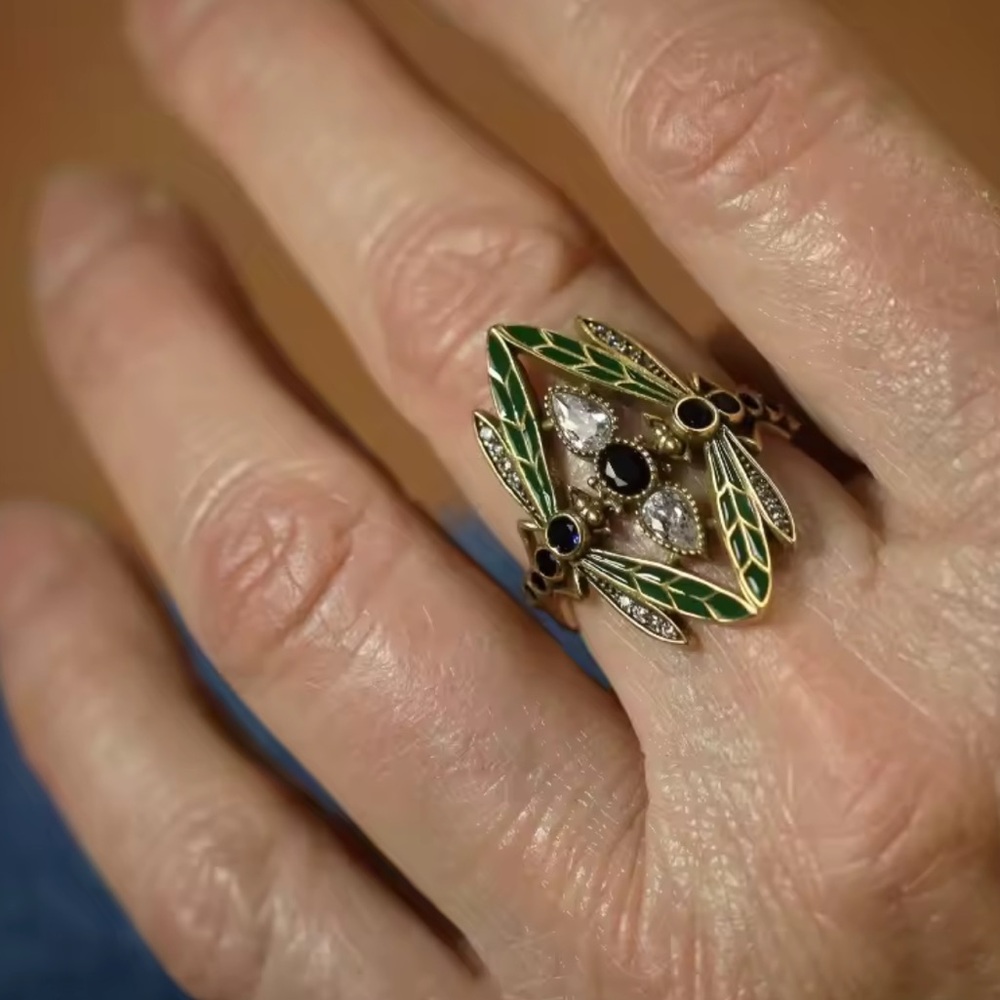 Vintage Anthropologie Gold and Green Gemstone Ring - Picture 3 of 3